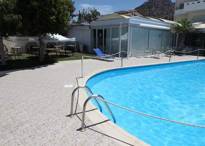 Hotel Melina Kanakia